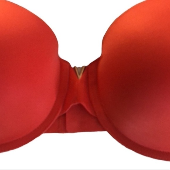 VICTORIA’S SECRET CORAL ADJUSTABLE PADDED BRA SIZE 34C - Picture 2 of 8